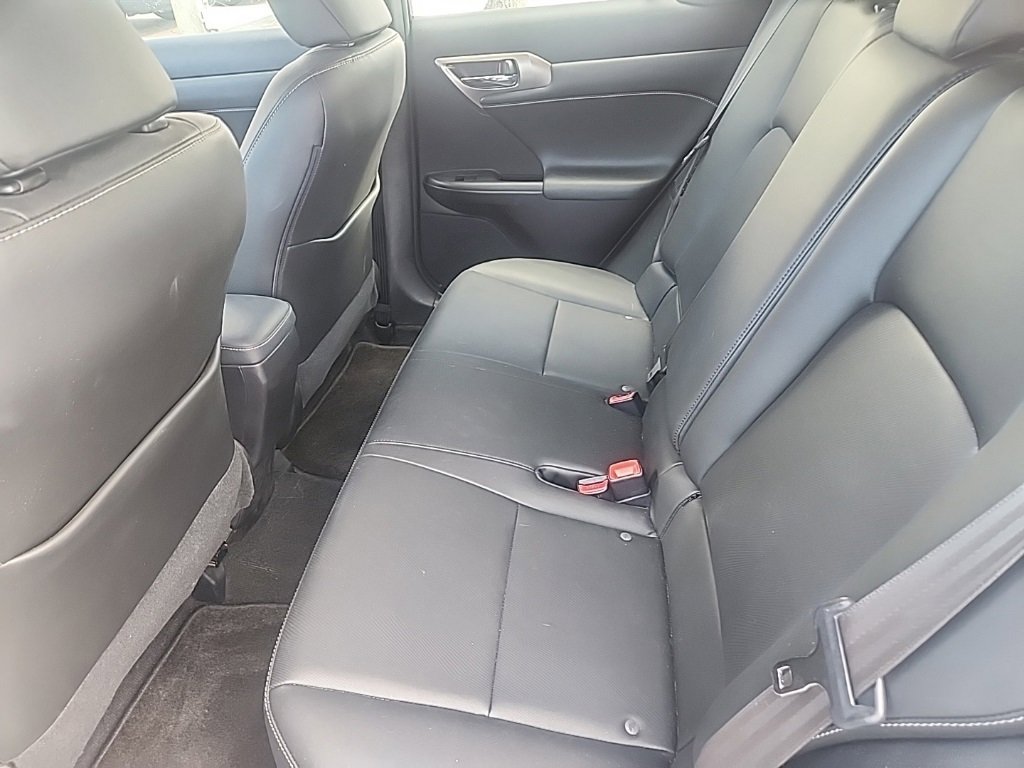 Used 2016 Lexus CT 200h image 8