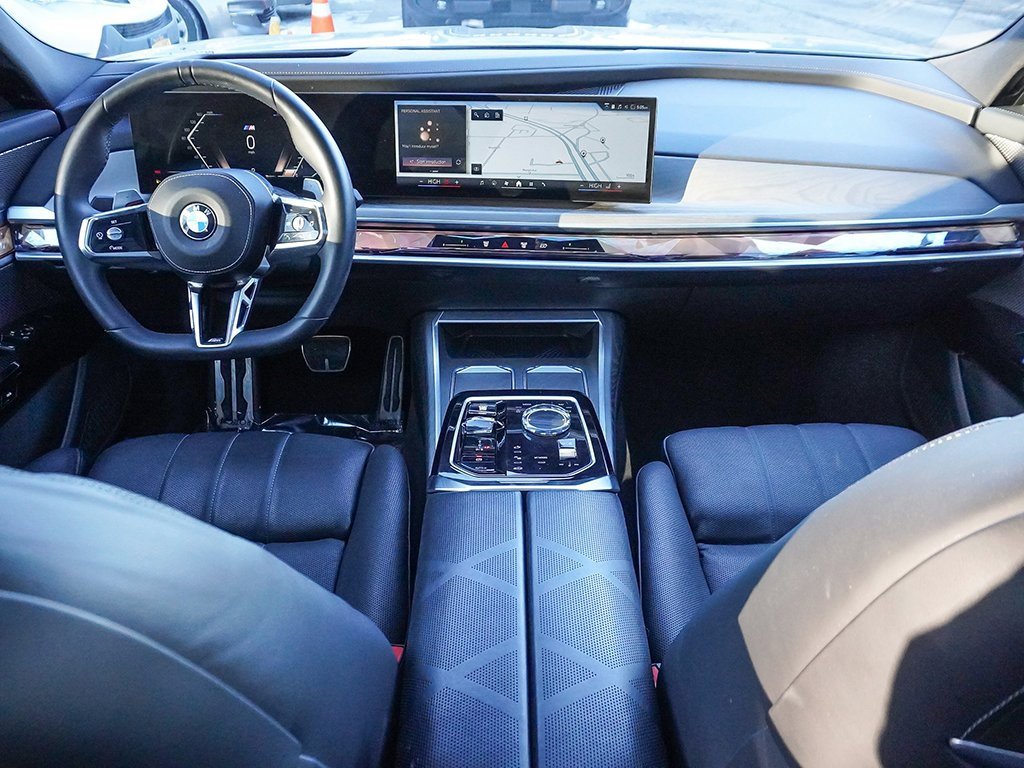 Used 2023 BMW 760i xDrive w/ Parking Assistance Package image 48