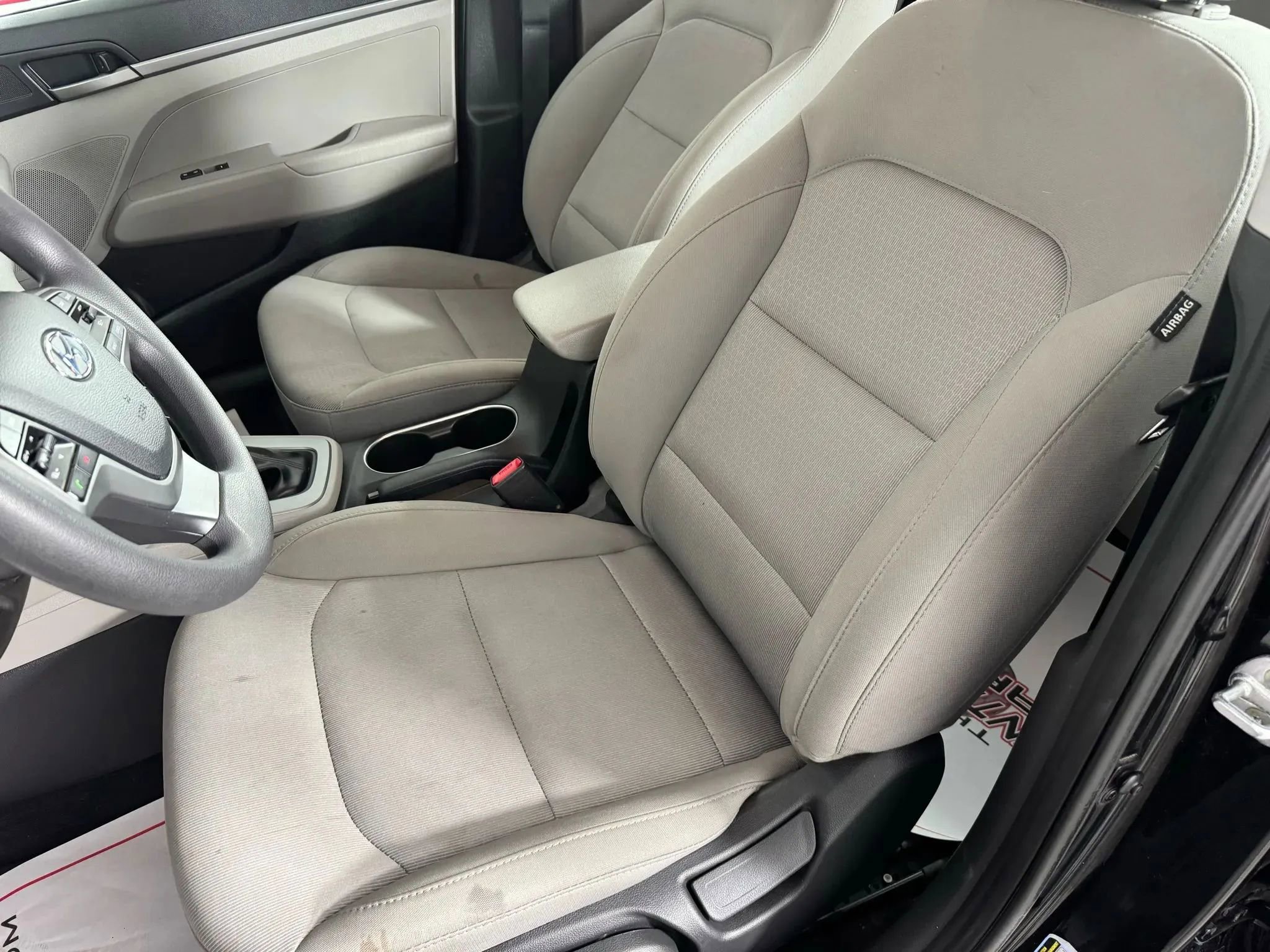 Used 2018 Hyundai Elantra SE w/ Cargo Package FWD image 28