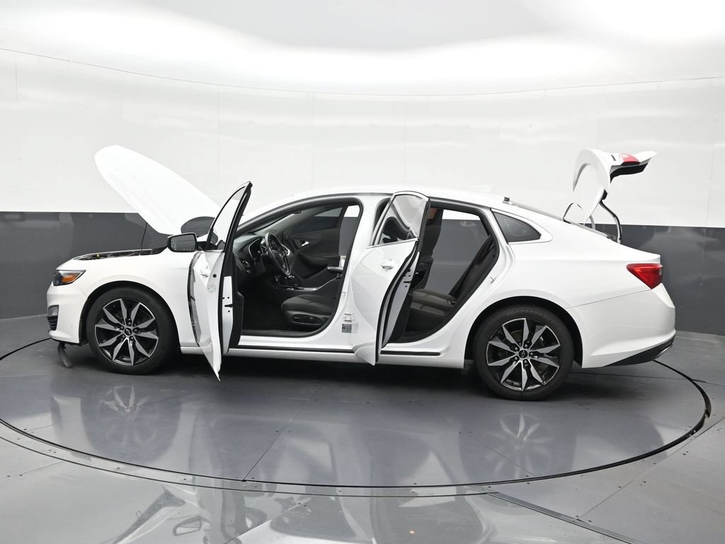 Used 2020 Chevrolet Malibu RS FWD image 33