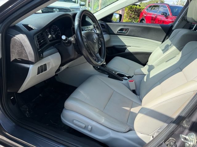 Used 2017 Acura ILX FWD image 12