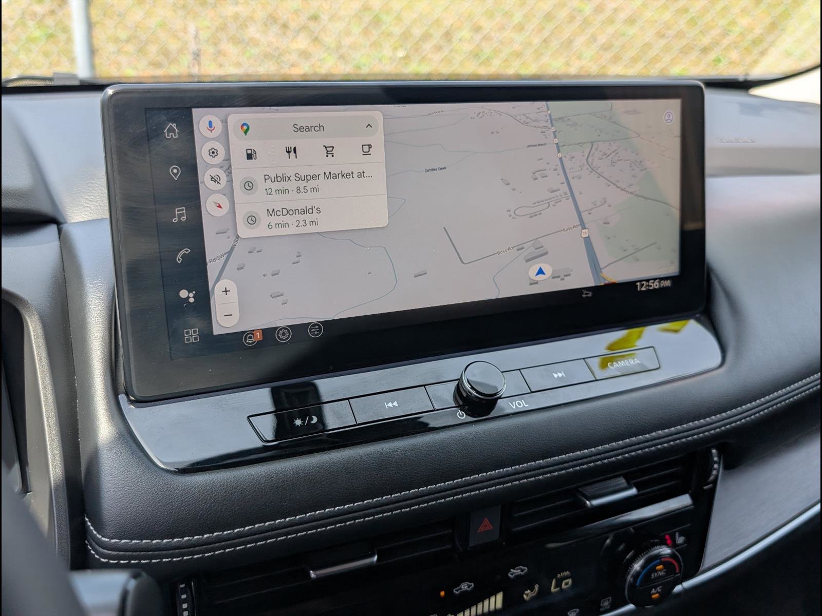 Used 2025 Nissan Rogue Platinum w/ Platinum Premium Package image 11