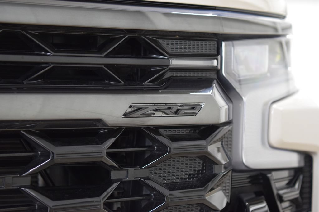 Used 2026 Chevrolet Silverado 1500 ZR2 AWD/4WD image 14