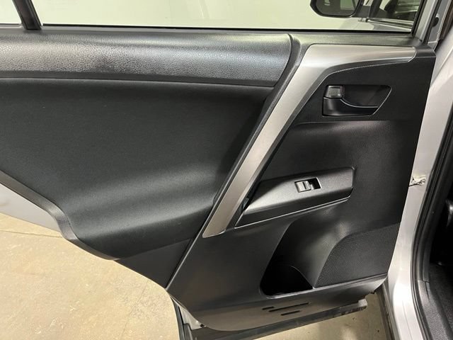 Used 2018 Toyota RAV4 LE w/ All Weather Liner Package AWD/4WD image 16