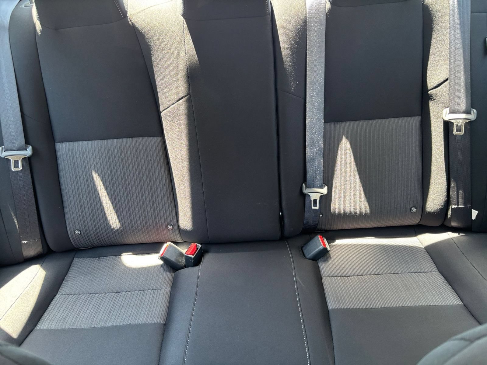 Used 2025 Nissan Sentra SV FWD image 35