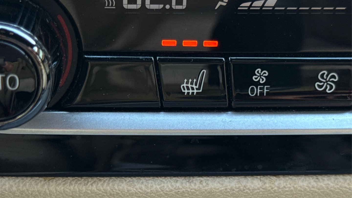 Used 2018 BMW M550i xDrive image 21