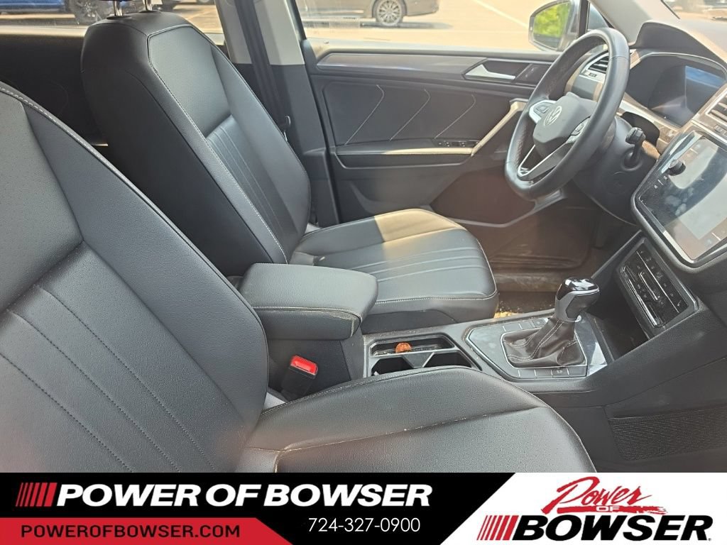 Used 2024 Volkswagen Tiguan SE FWD image 11