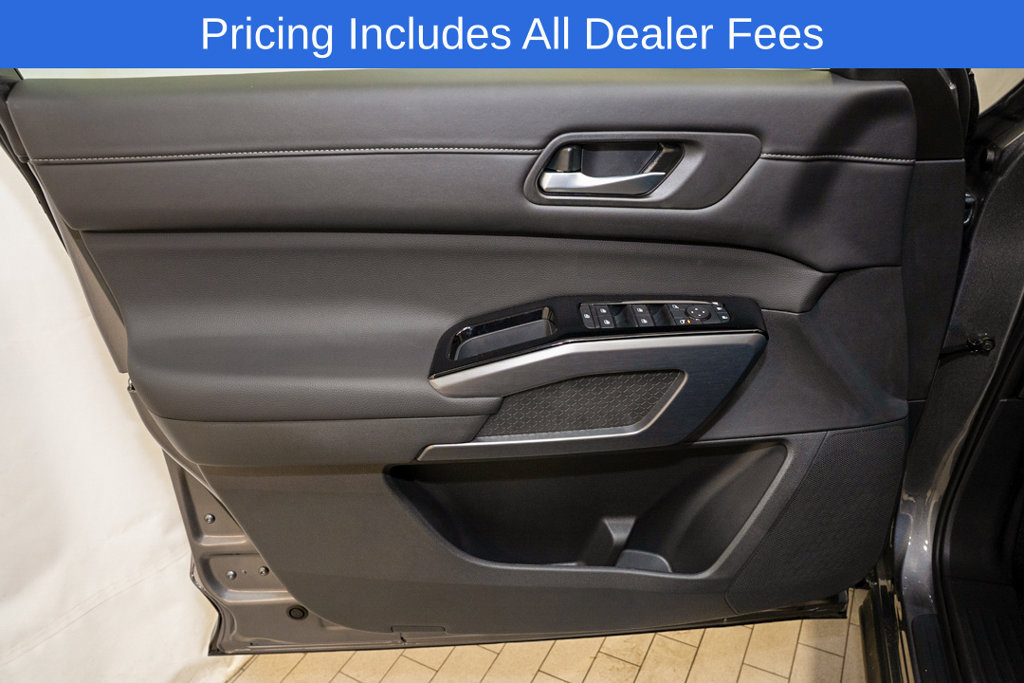 New 2026 Nissan Pathfinder SL w/ Cargo Package AWD/4WD image 15