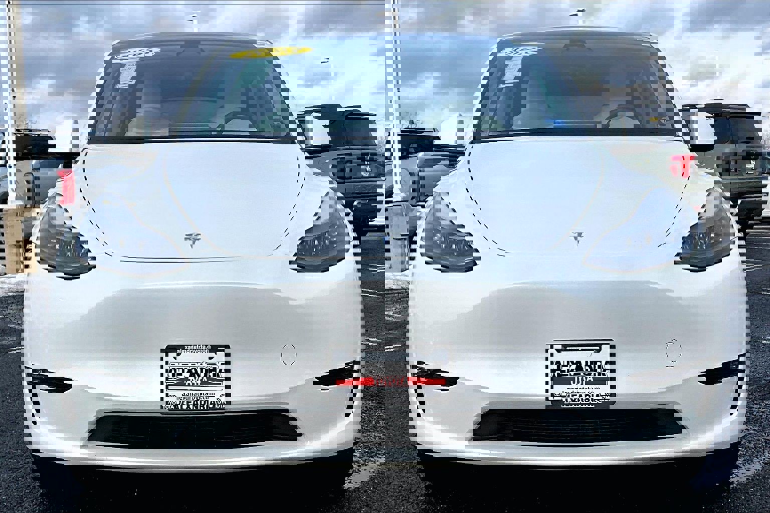 Used 2023 Tesla Model Y Long Range image 3