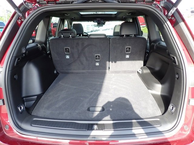 New 2025 Jeep Grand Cherokee Limited w/ Black Appearance Package image 6