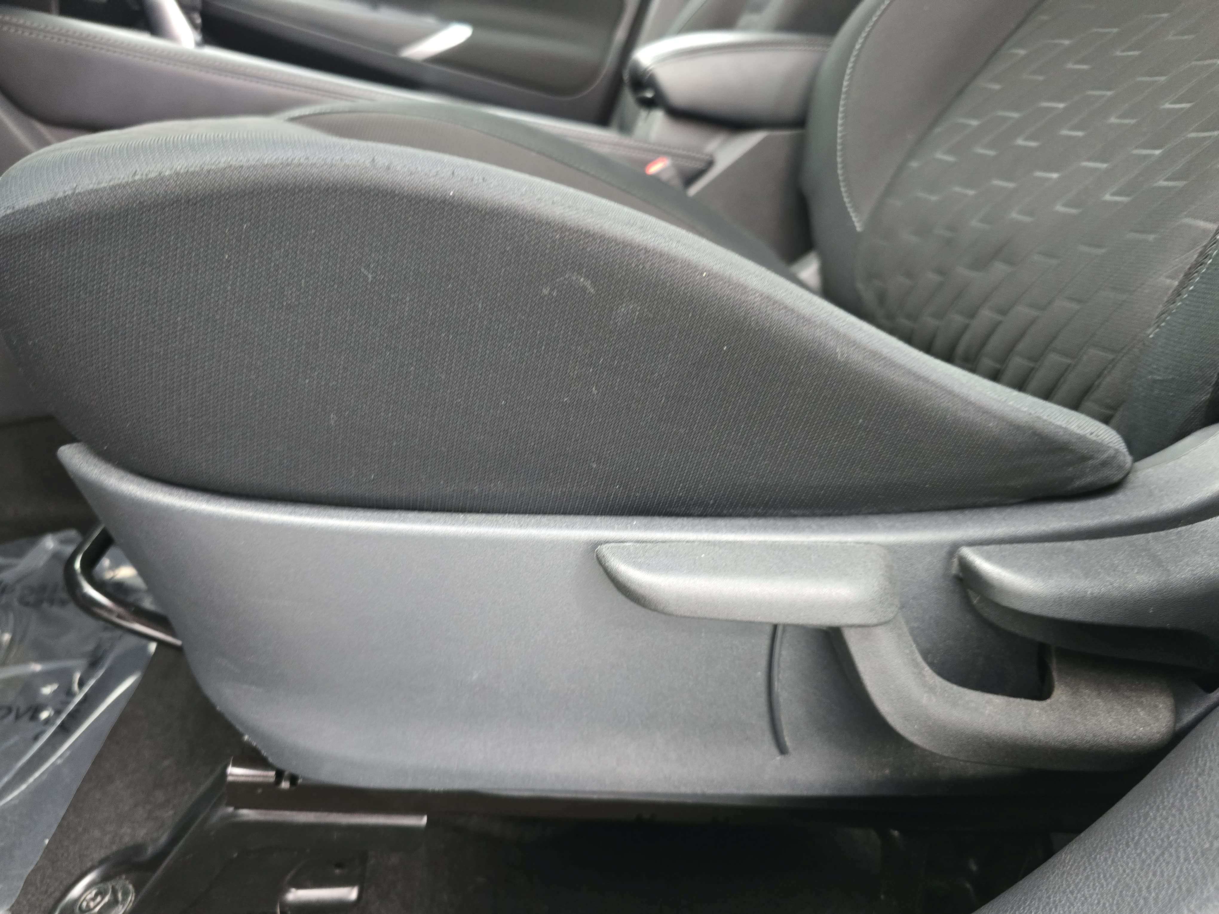 Certified 2023 Nissan Kicks SV FWD image 26