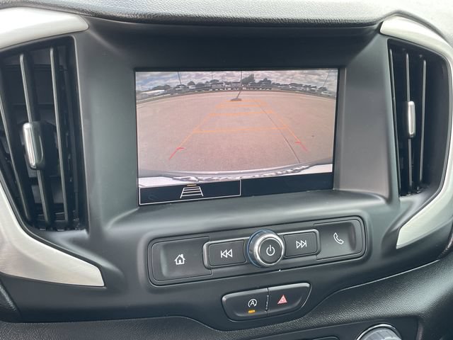 Used 2023 GMC Terrain SLE w/ Driver Convenience Package FWD image 17