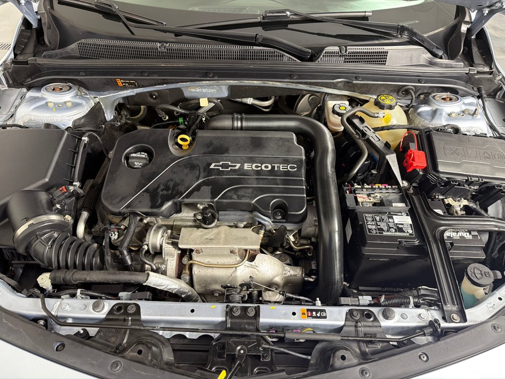 Used 2018 Chevrolet Malibu LT FWD image 23