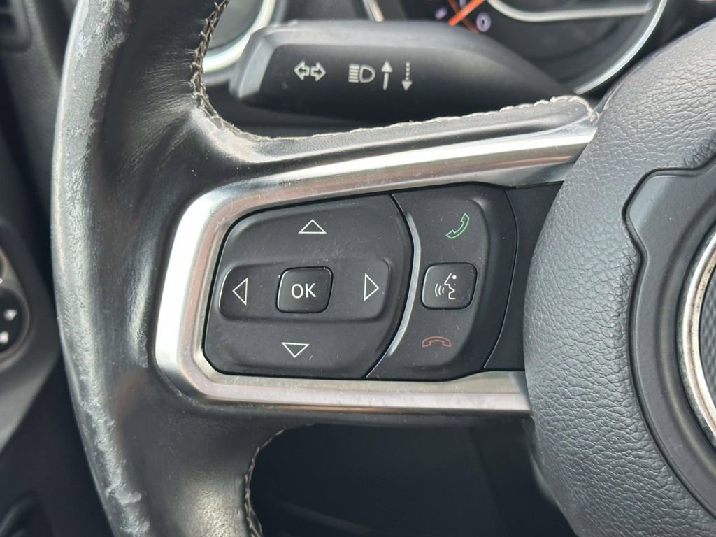 Used 2018 Jeep Wrangler Unlimited Sahara image 25