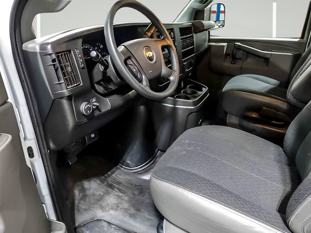 Used 2025 Chevrolet Express 2500 w/ Driver Convenience Package RWD image 11