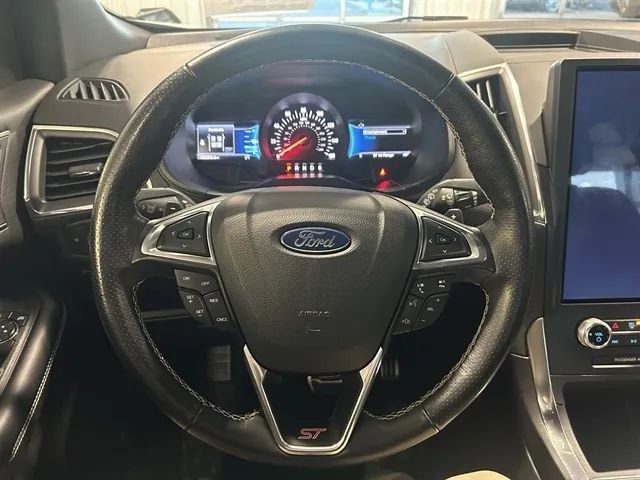 Used 2022 Ford Edge ST AWD/4WD image 28