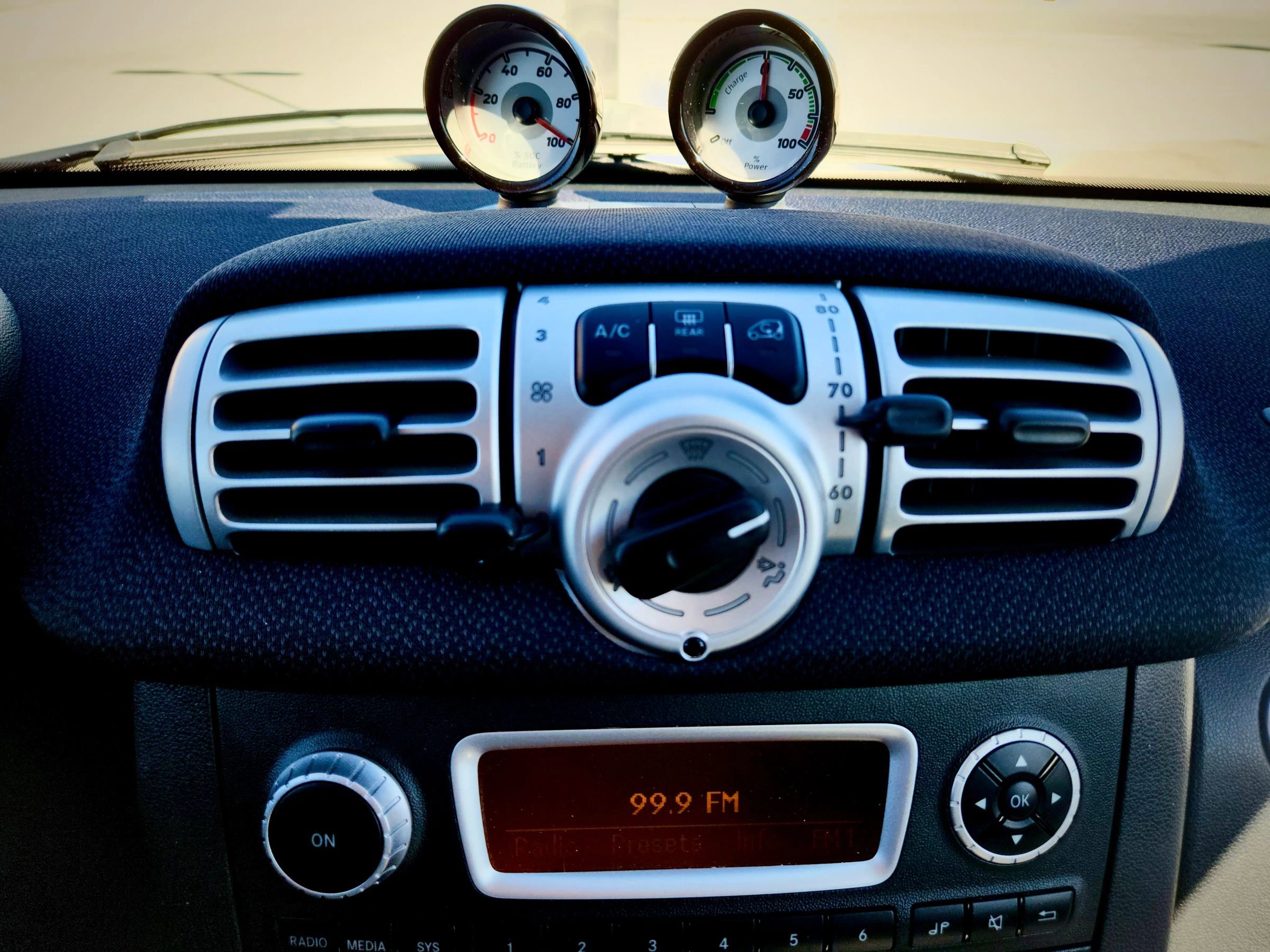 Used 2014 smart fortwo electric drive image 37