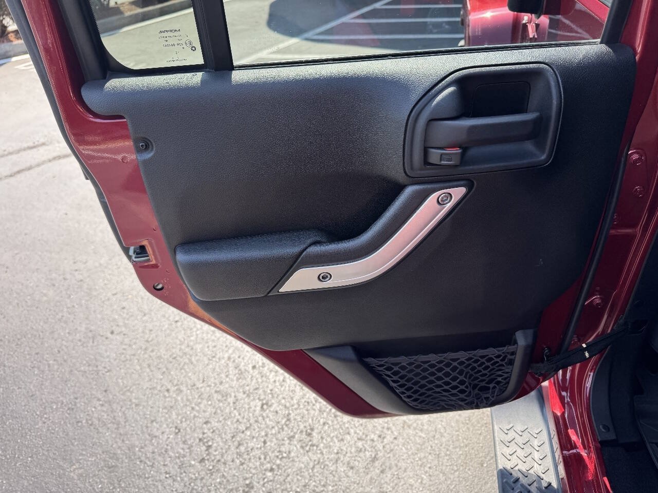 Used 2013 Jeep Wrangler Unlimited Sahara w/ Connectivity Group AWD/4WD image 14