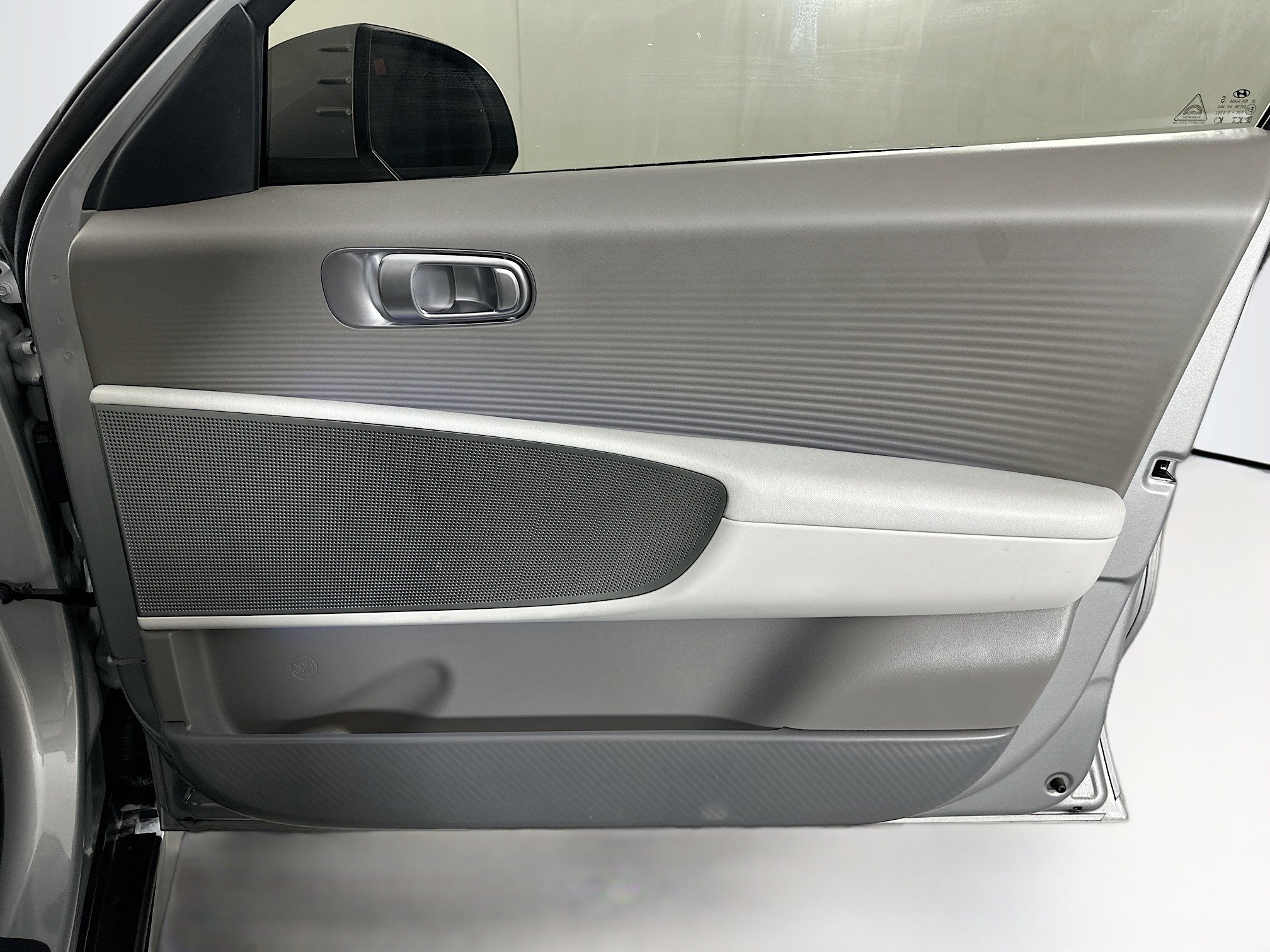 Used 2024 Hyundai Ioniq 6 SEL RWD image 32
