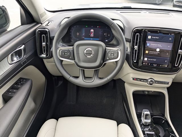 New 2025 Volvo XC40 B5 Plus w/ Protection Package Premier AWD/4WD image 20