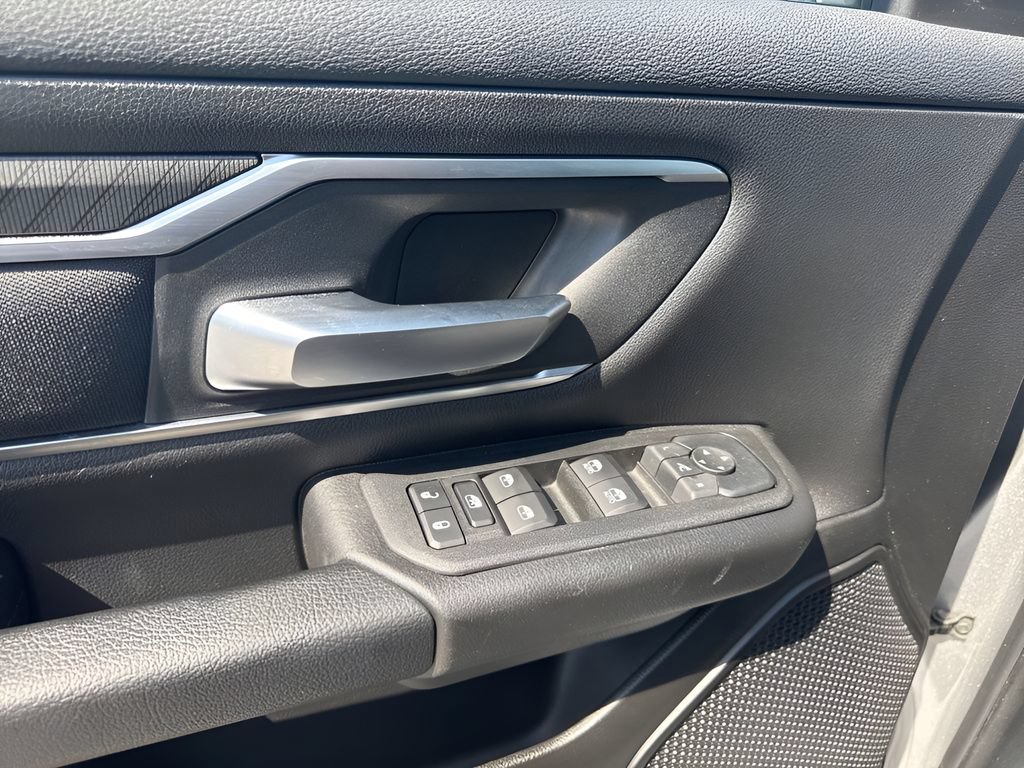 Used 2025 RAM 1500 Big Horn AWD/4WD image 27