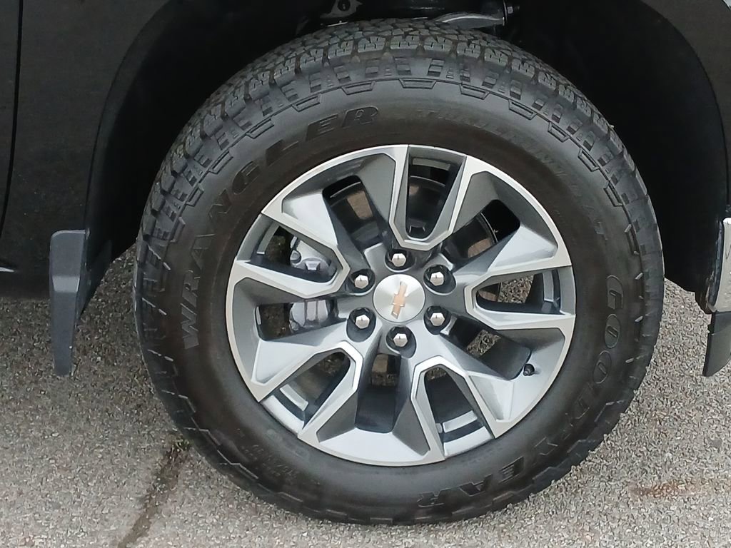 Certified 2025 Chevrolet Silverado 1500 LT w/ All Star Edition Plus AWD/4WD image 34
