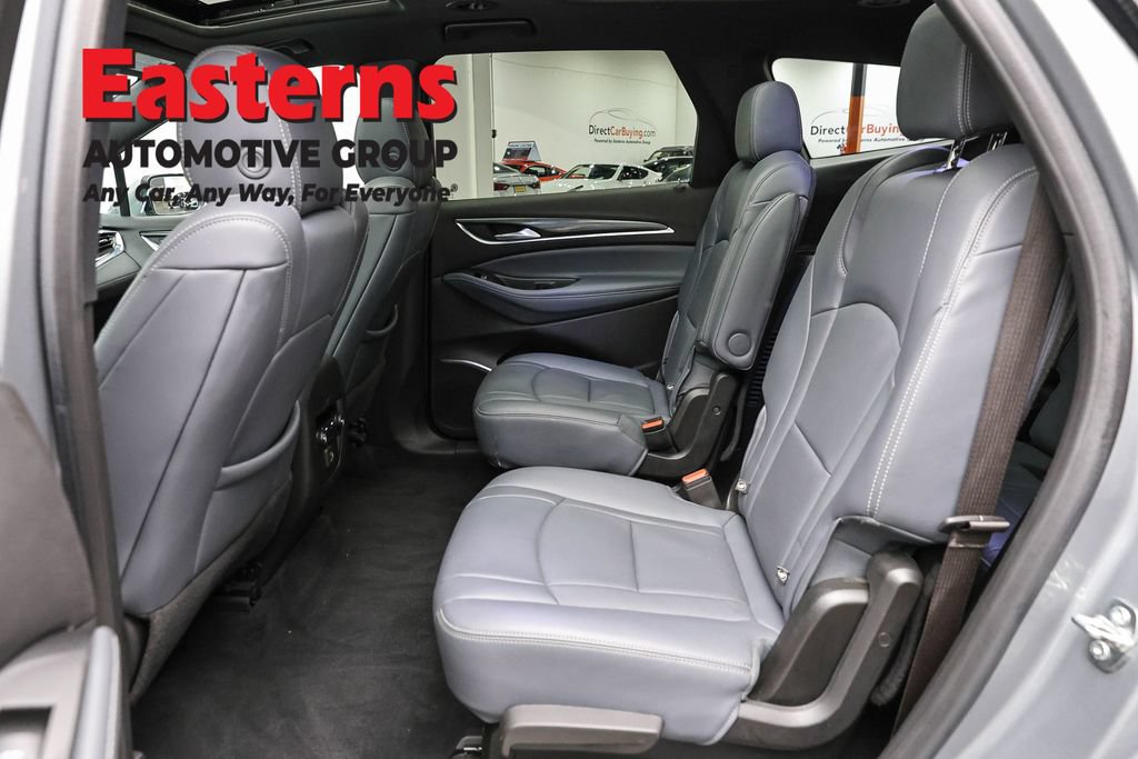 Used 2023 Buick Enclave Essence w/ Experience Buick Package FWD image 22