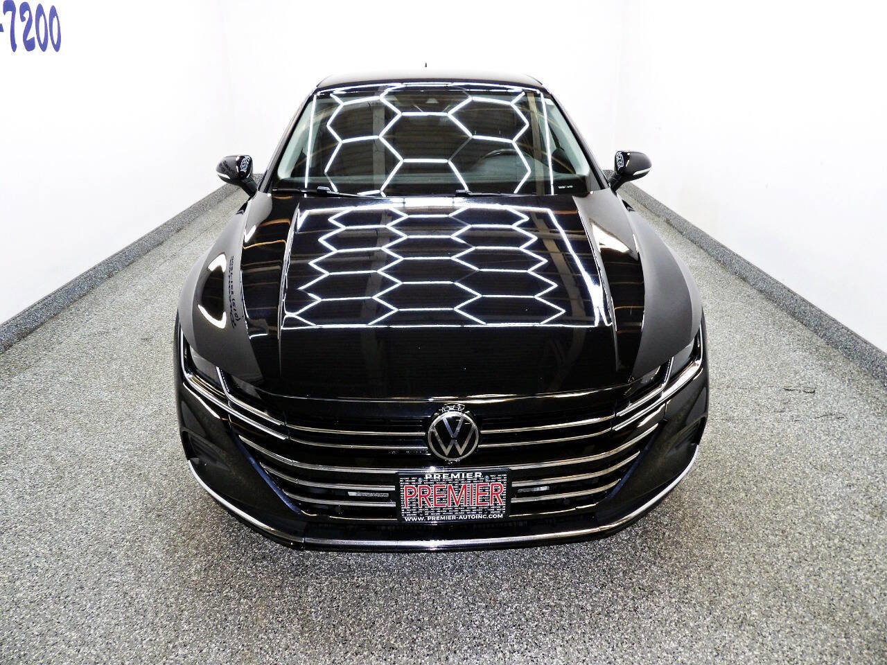Used 2021 Volkswagen Arteon SE w/ Luggage Net & Mats Package FWD image 2