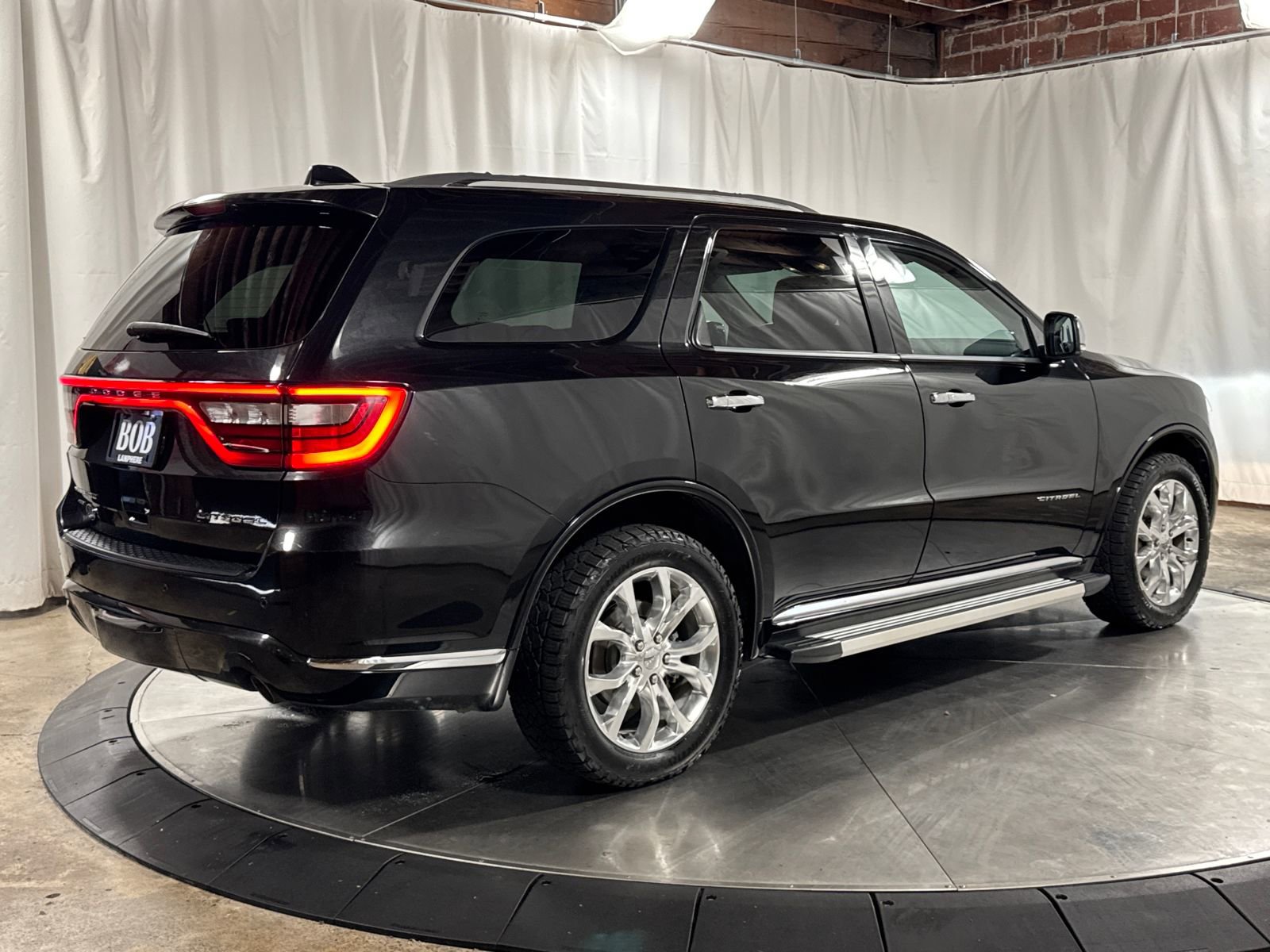 Used 2016 Dodge Durango Citadel w/ Premium Entertainment Group image 8