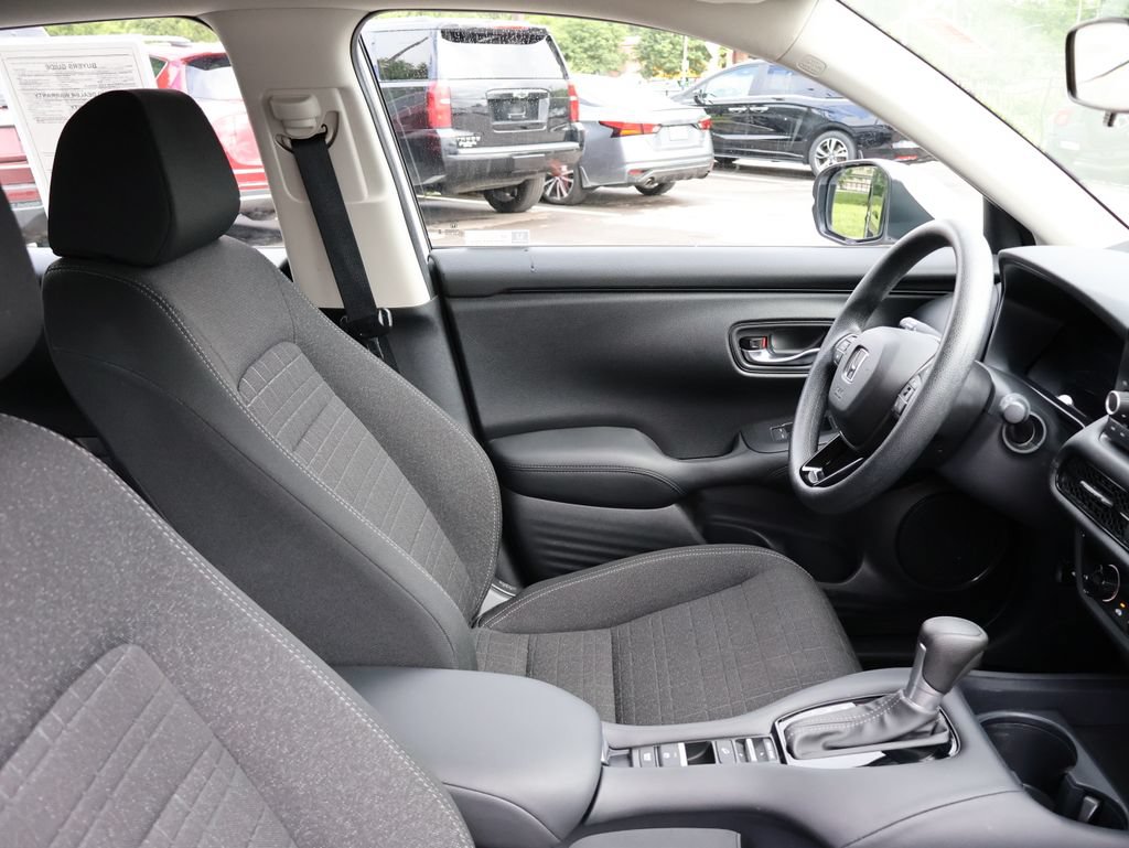 Certified 2024 Honda HR-V LX image 8