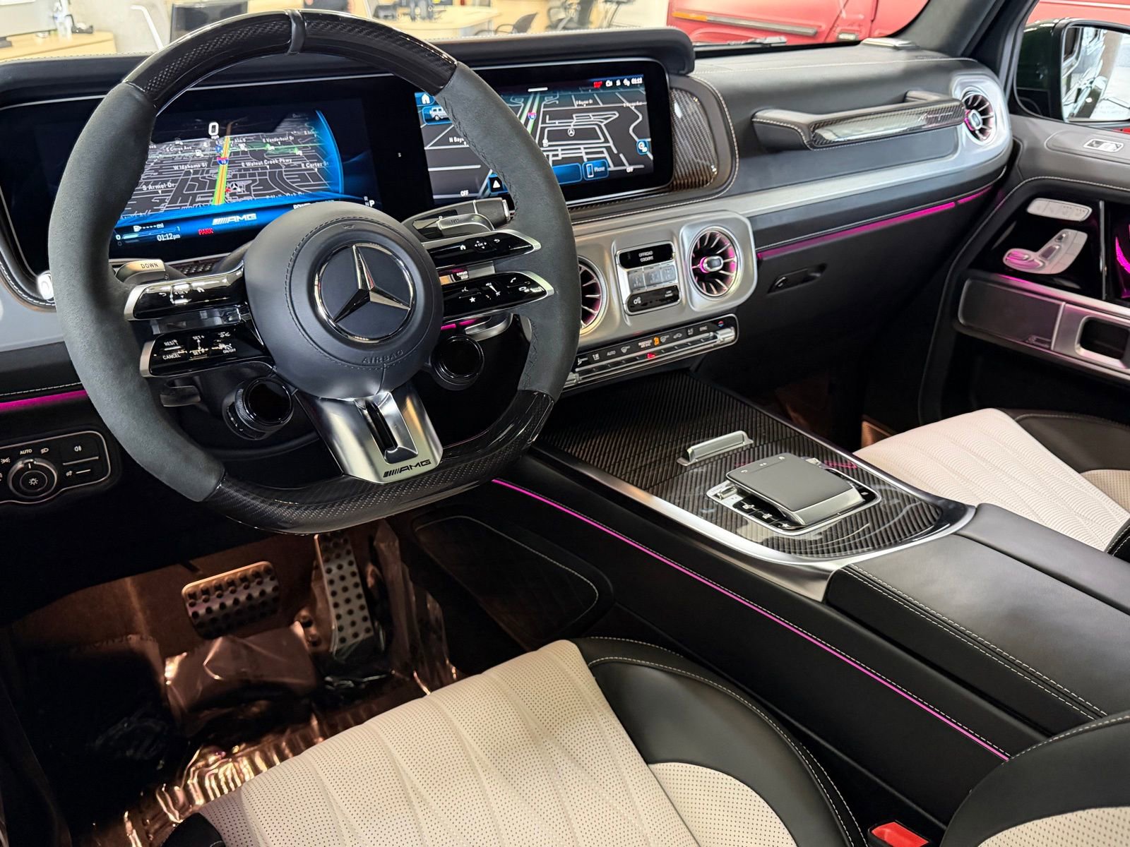 Certified 2025 Mercedes-Benz G 63 AMG 4MATIC image 28