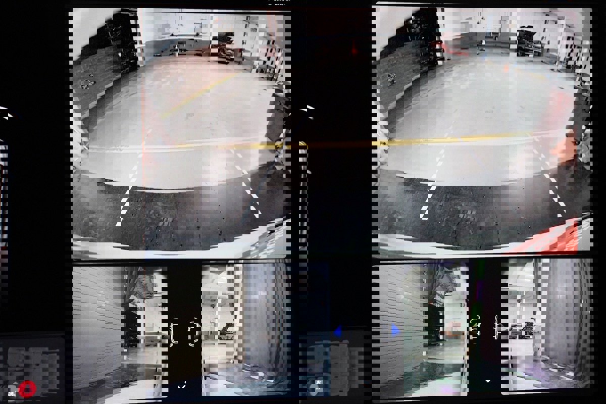 Used 2022 Tesla Model Y Long Range image 25