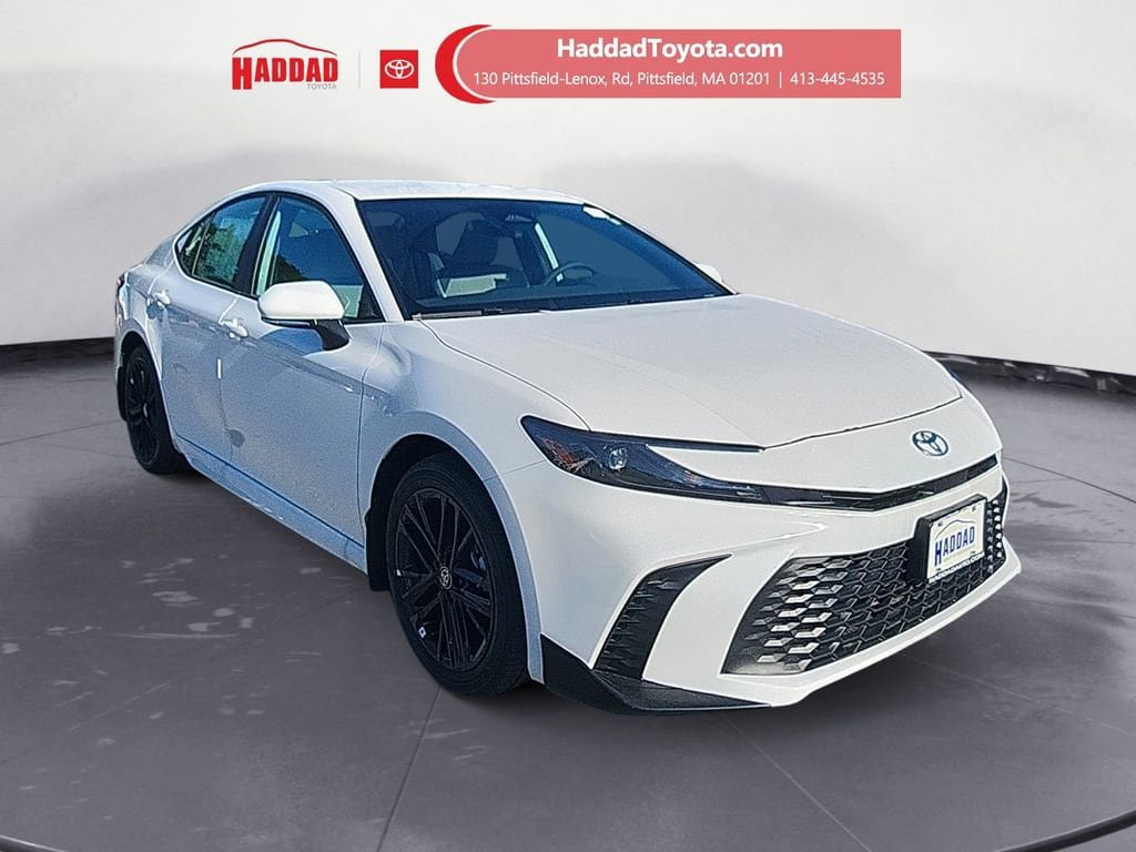 Used 2025 Toyota Camry SE AWD/4WD image 8
