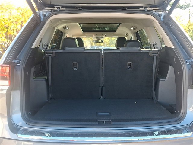 Used 2024 Volkswagen Atlas SEL Premium R-Line image 28