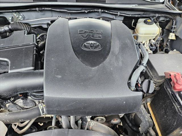 Used 2019 Toyota Tacoma TRD Off-Road AWD/4WD image 21