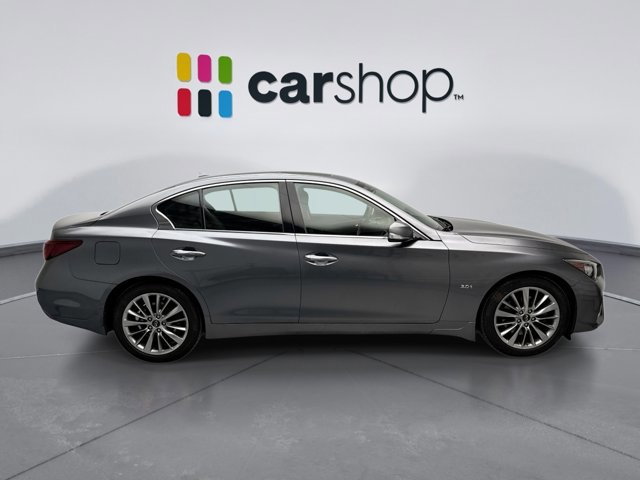 Used 2018 INFINITI Q50 Luxe w/ Essential Package (3.0T Luxe) image 6