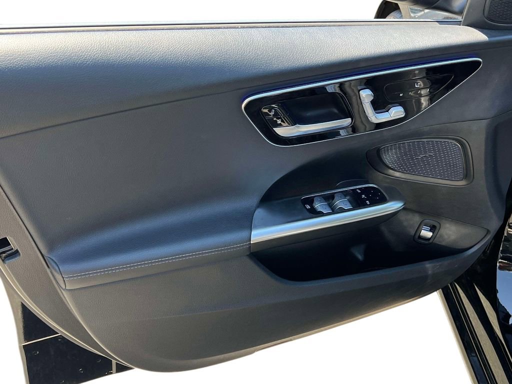 Used 2022 Mercedes-Benz C 300 4MATIC Sedan image 24