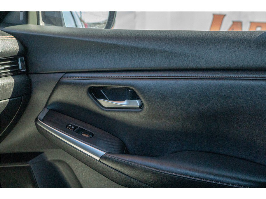 Used 2021 Nissan Sentra SR FWD image 27