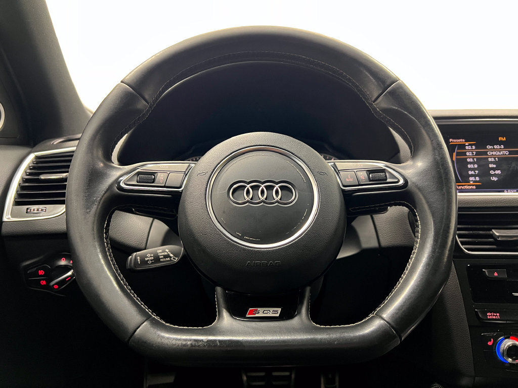Used 2016 Audi SQ5 Premium Plus w/ Technology Package AWD/4WD image 24