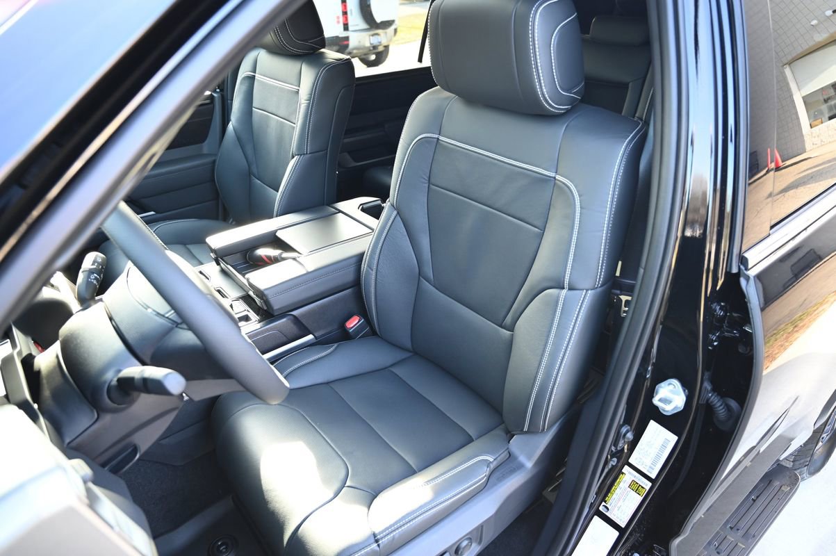 Used 2026 Toyota Sequoia 4WD image 22