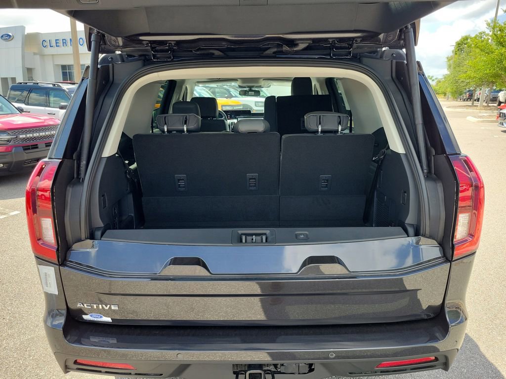 New 2026 Ford Expedition Active image 10