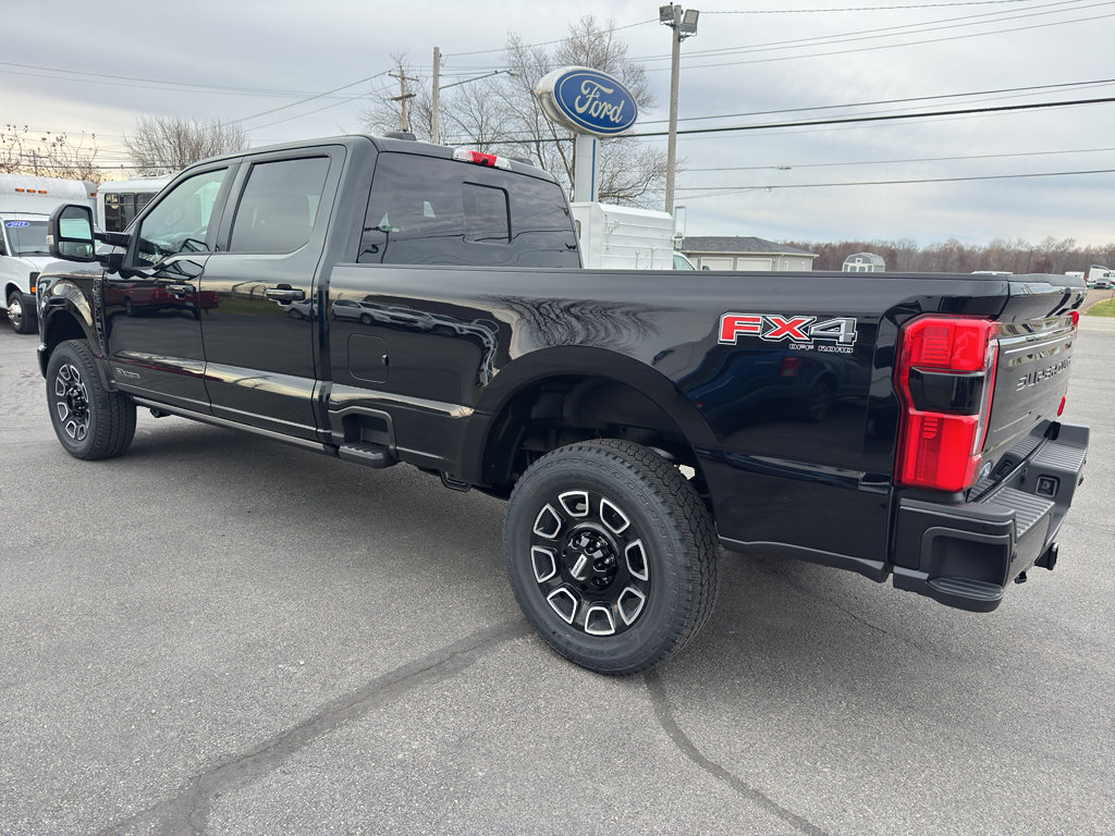 New 2026 Ford F250 Platinum w/ FX4 Off-Road Package image 4