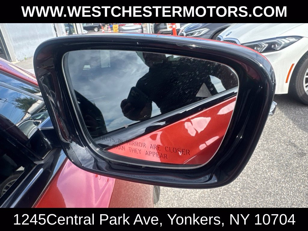 Used 2022 BMW 330i xDrive Sedan w/ Driving Assistance Package AWD/4WD image 12