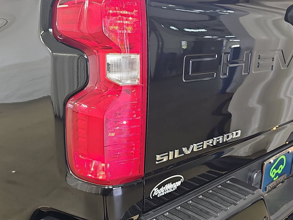 Certified 2025 Chevrolet Silverado 2500 Custom w/ Custom Value Package AWD/4WD image 38