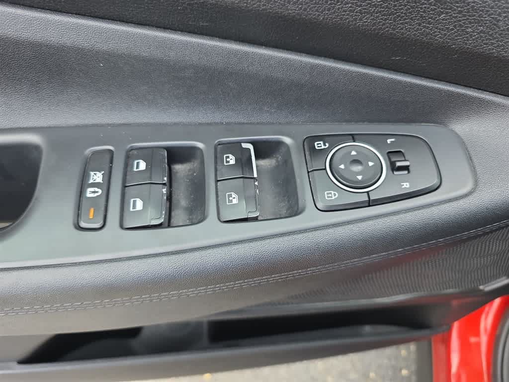 Used 2019 Hyundai Santa Fe SEL AWD/4WD image 17