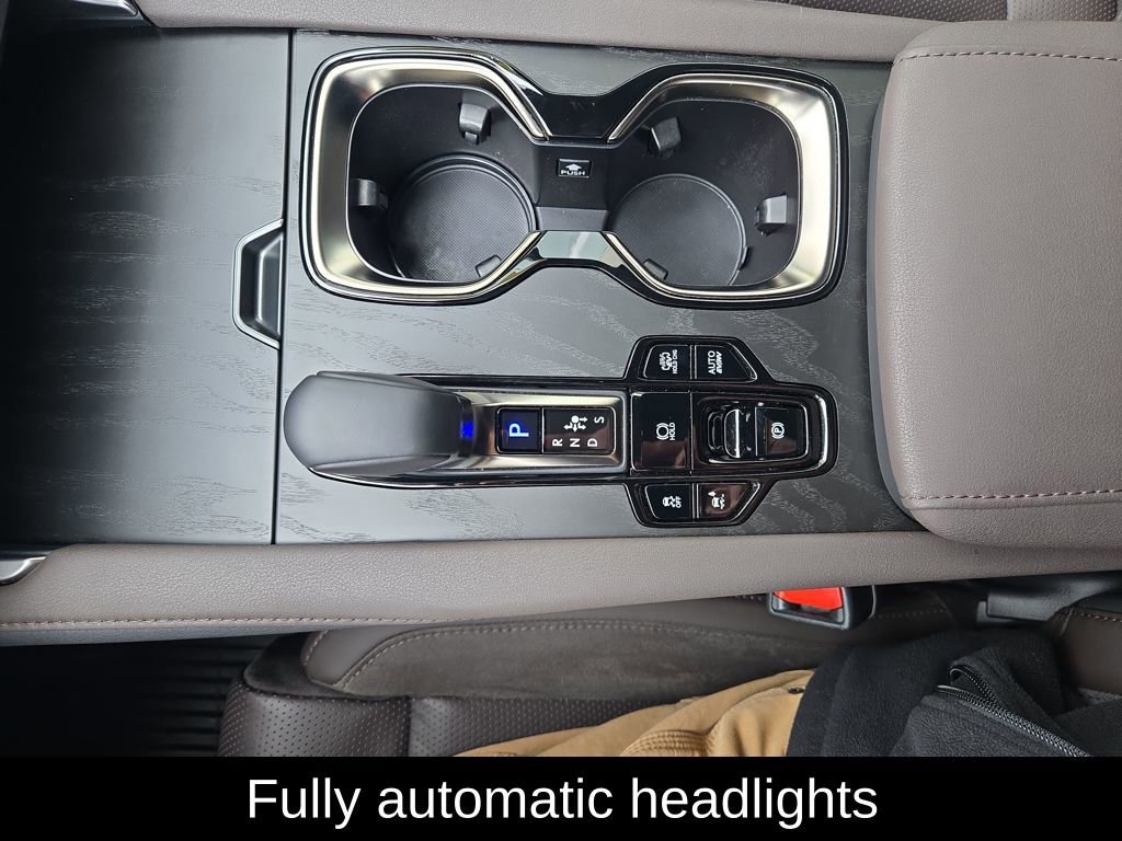 Used 2025 Lexus RX 450h AWD w/ Convenience Package image 22