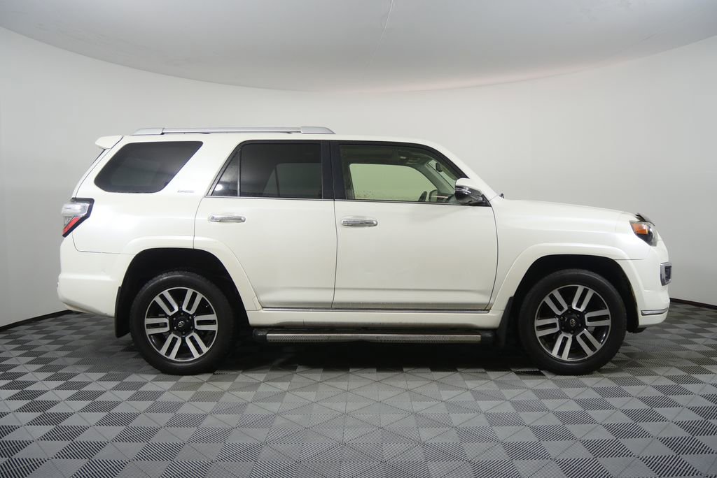 Used 2016 Toyota 4Runner Limited AWD/4WD image 2