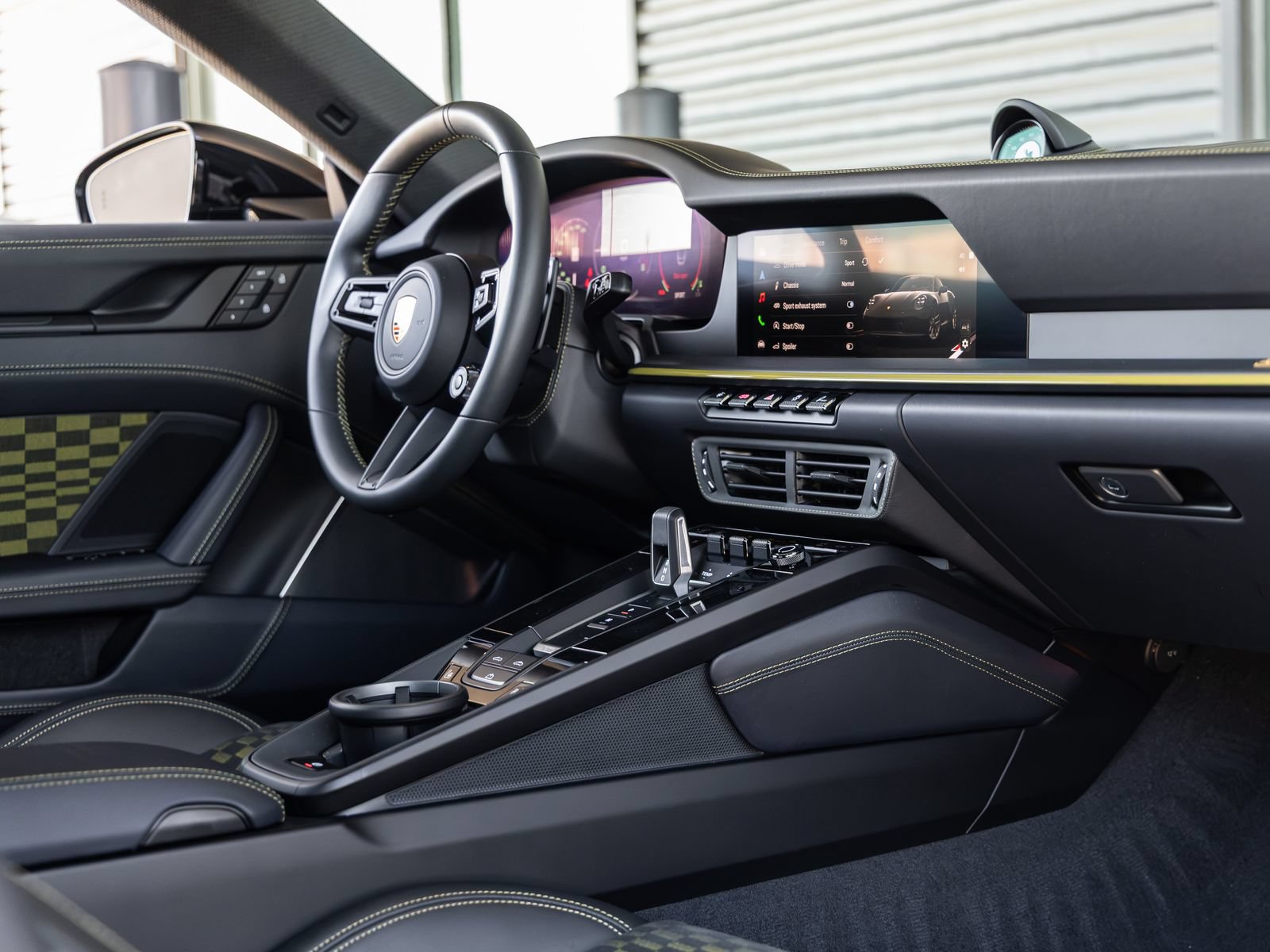 Certified 2026 Porsche 911 Carrera 4 GTS AWD/4WD image 58