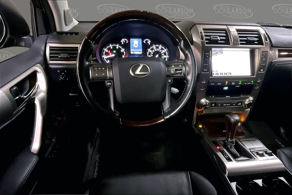 Used 2019 Lexus GX 460 Premium image 18