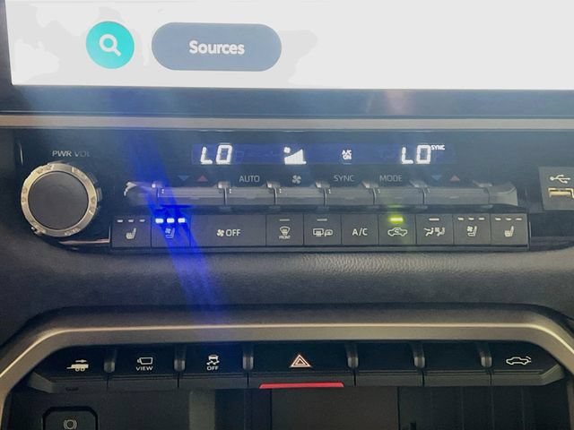 New 2026 Toyota Tundra Limited AWD/4WD image 22